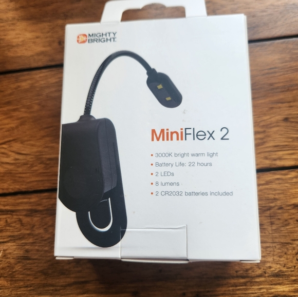 Portable Book Light - Picture 2 of 3